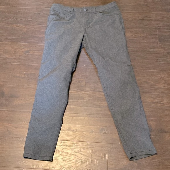 Lululemon ABC Pant Slim *Tech Canvas 34"
Heathered Black - Picture 4 of 8